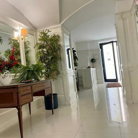 아파트호텔 Palazzo Mongio 3*