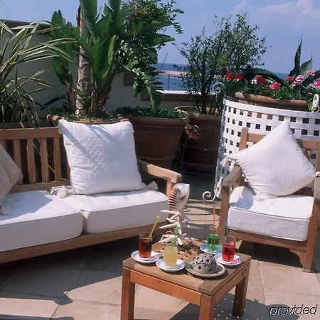 Ξενοδοχείο με διαμερίσματα Palazzo Mongio Gallipoli