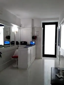 Palazzo Mongio מלון דירות 2*