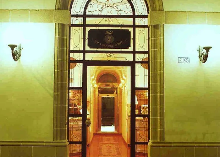 Palazzo Mongio 아파트호텔