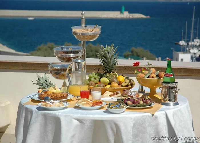 Palazzo Mongio 아파트호텔 갈리폴리